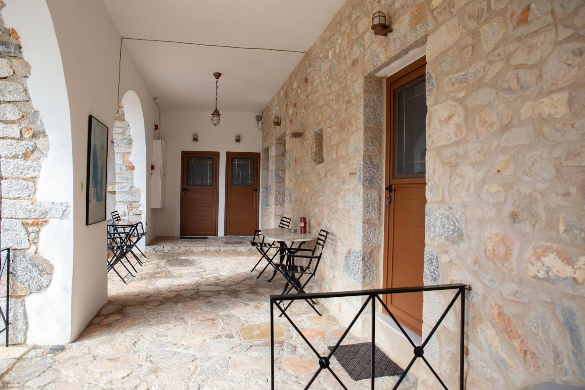 Traditional House Alepis In Areopolis المظهر الخارجي الصورة
