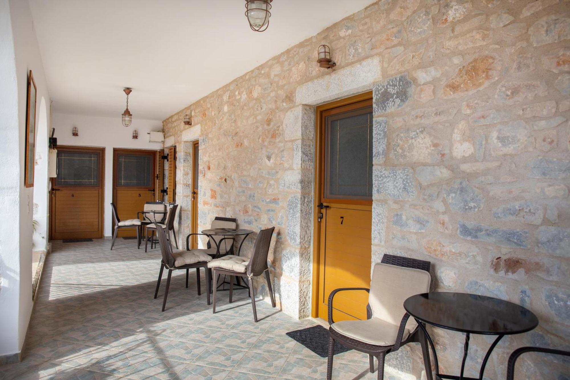 Traditional House Alepis In Areopolis المظهر الخارجي الصورة